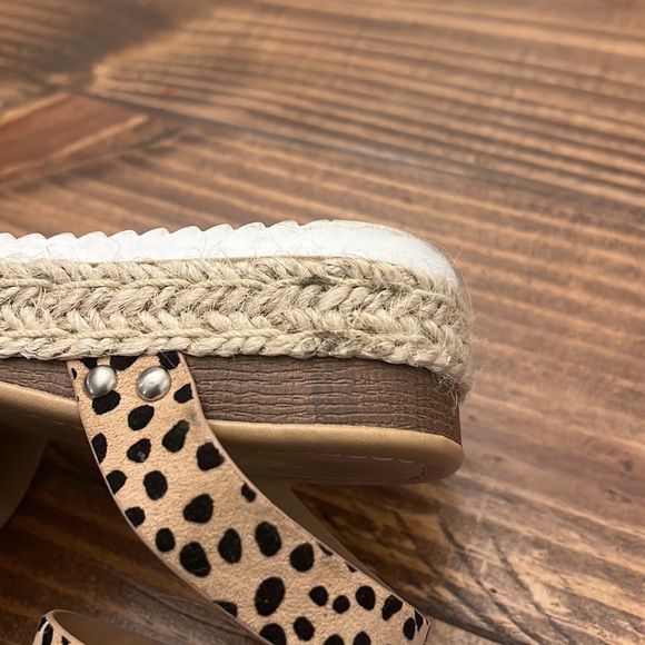 Soda Size 1 Fashion Sandal - Picture 3 of 3